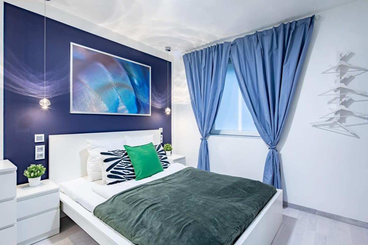 Central - New - Quiet Sleep Apartment Budapest Ngoại thất bức ảnh