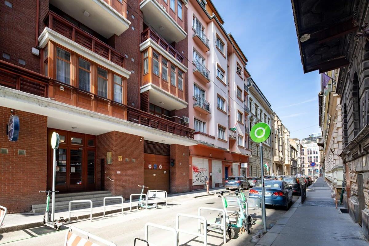 Central - New - Quiet Sleep Apartment Budapest Ngoại thất bức ảnh